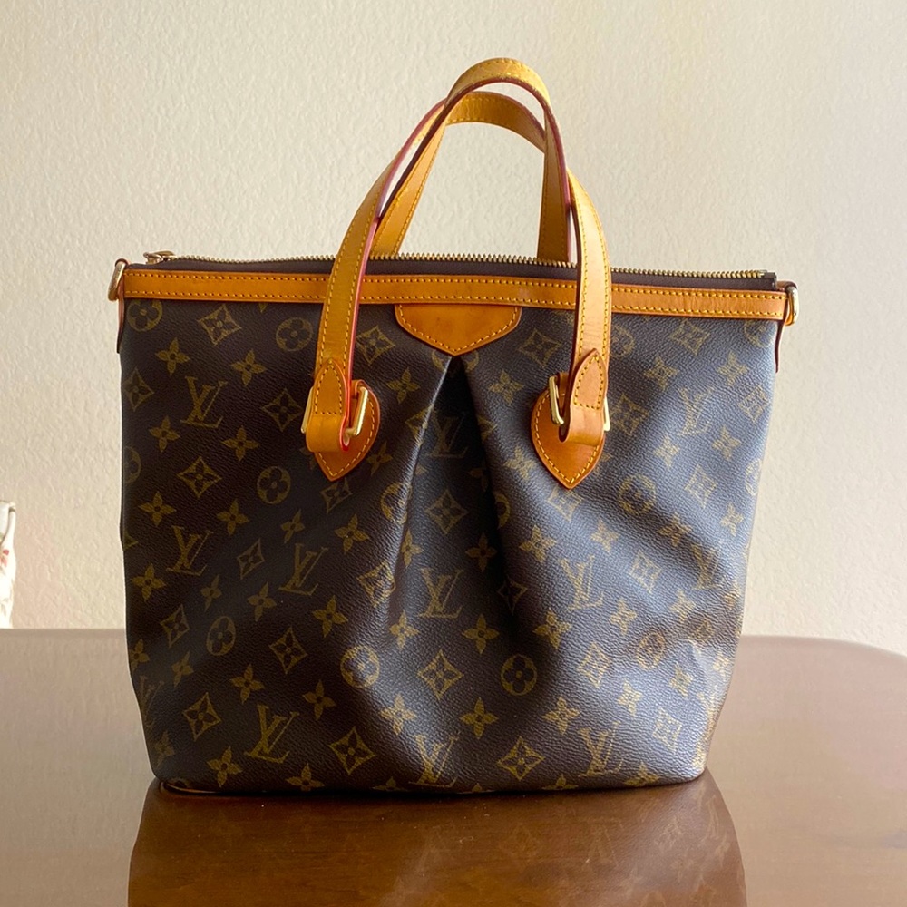 Louis Vuitton shoulder bag